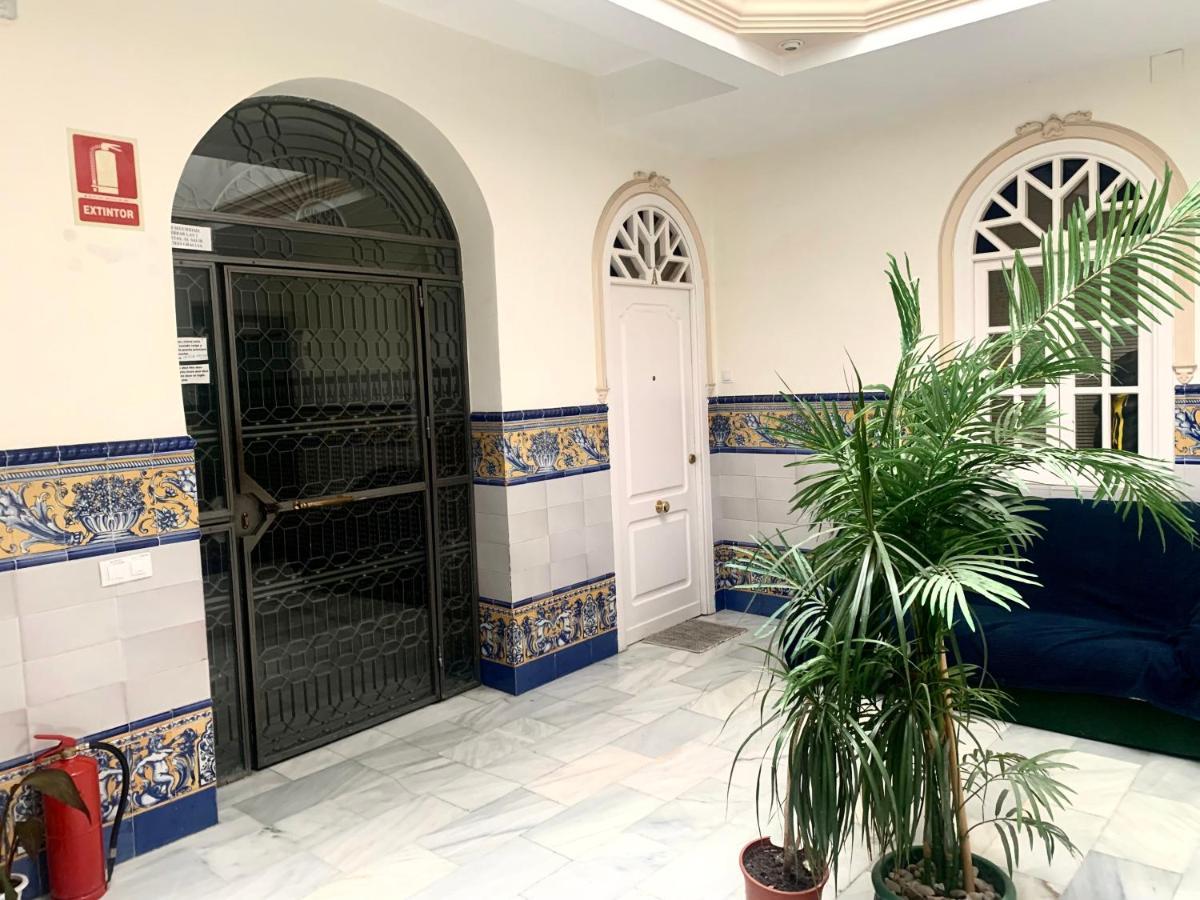 Liam Studio In Sevilla Centric Bagian luar foto