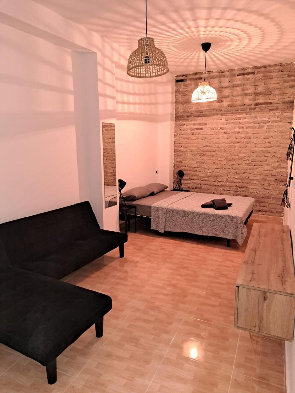 Liam Studio In Sevilla Centric Bagian luar foto