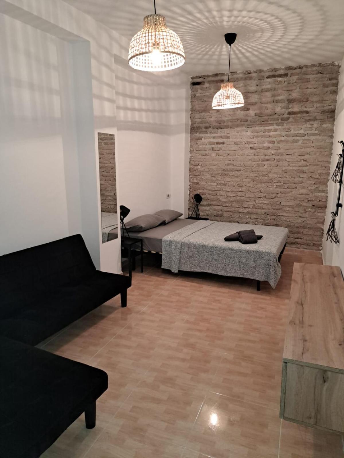 Liam Studio In Sevilla Centric Bagian luar foto