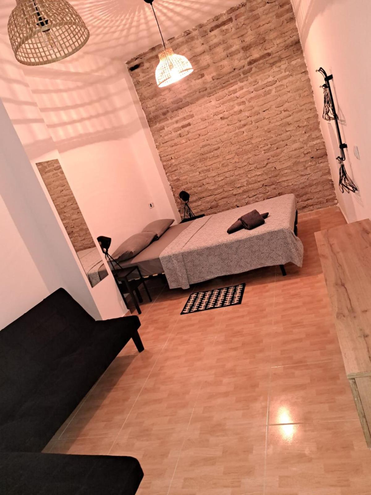 Liam Studio In Sevilla Centric Bagian luar foto
